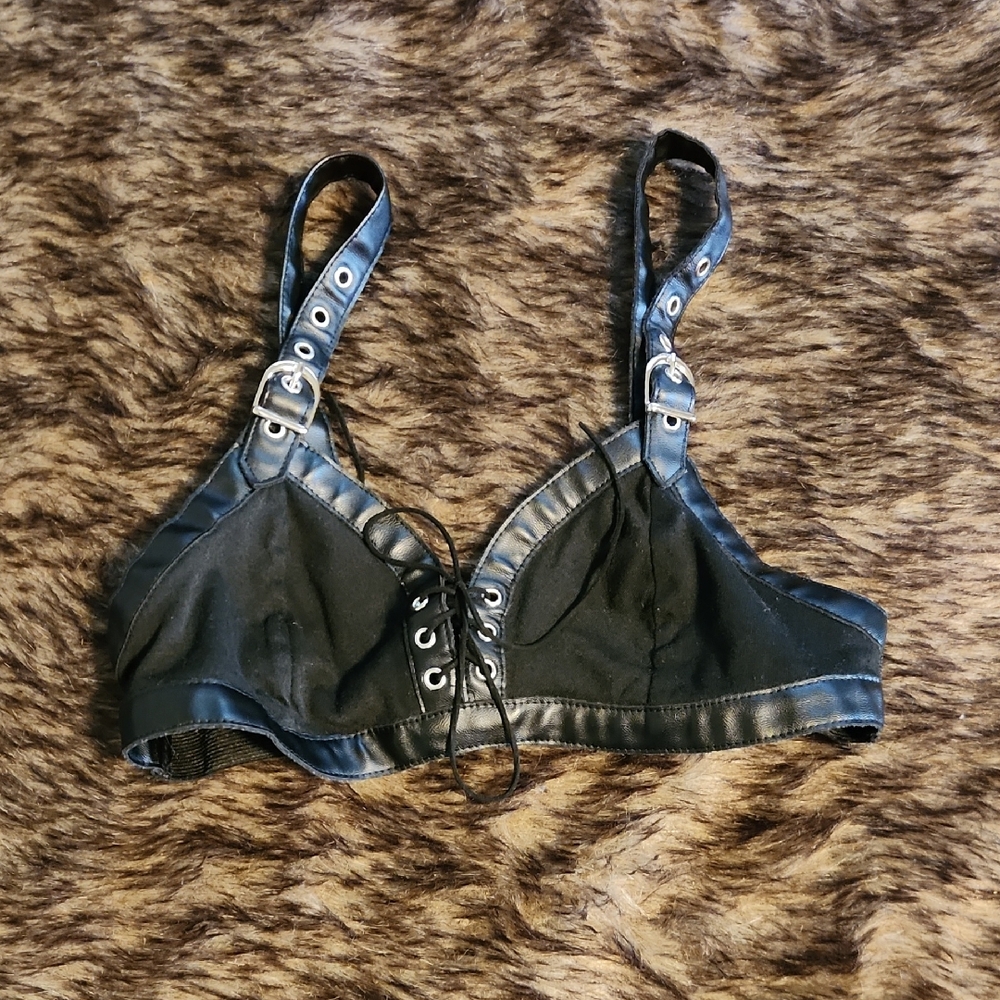 Black Lace-Up Women's Bra
